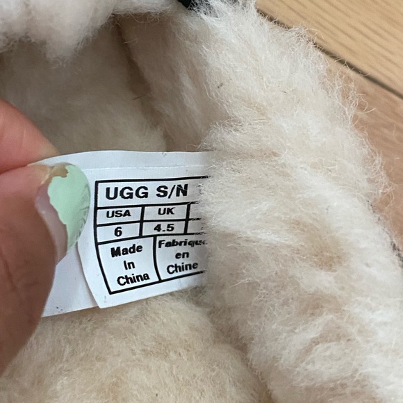 UGG Moccasins - Picture 7 of 8